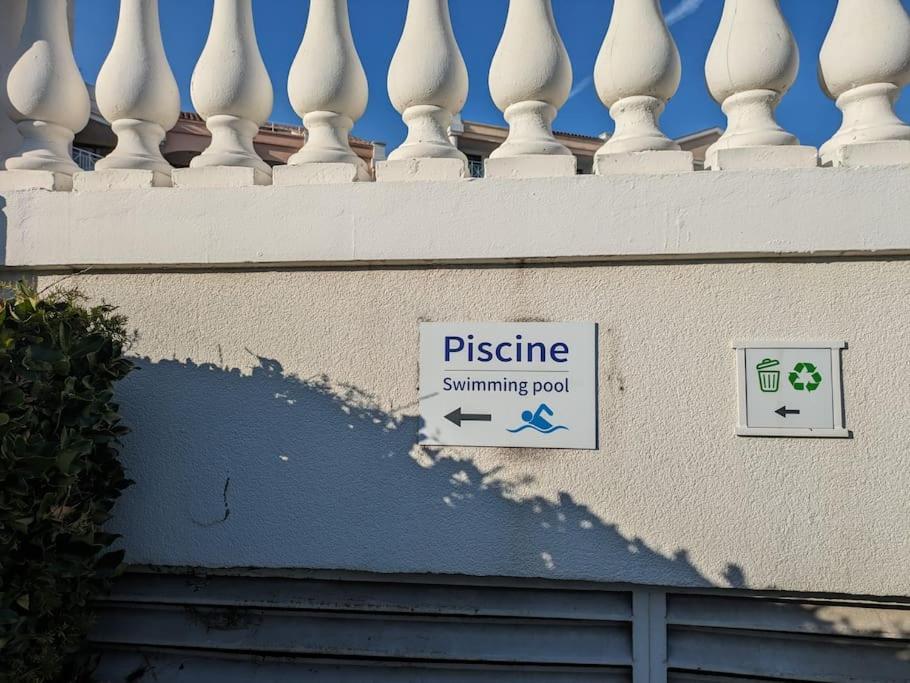 Apartment Superbe Avec Piscine 1 *